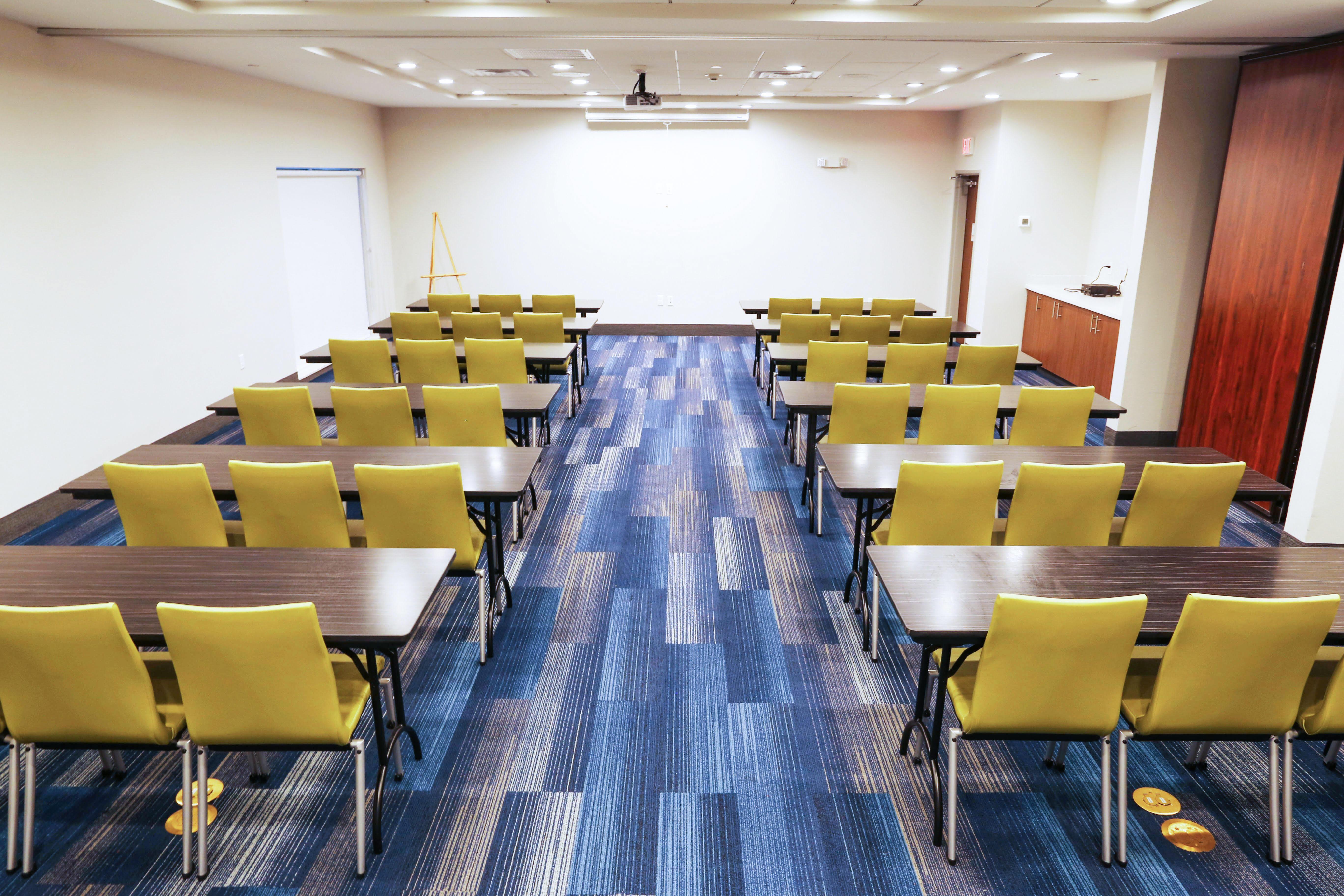 Holiday Inn Express & Suites - Houston Iah - Beltway 8 By Ihg Aldine Екстериор снимка